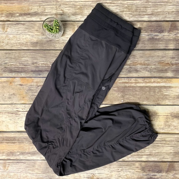 lululemon athletica Pants - Lululemon Gray Striped Ruched Dance Studio Pants
